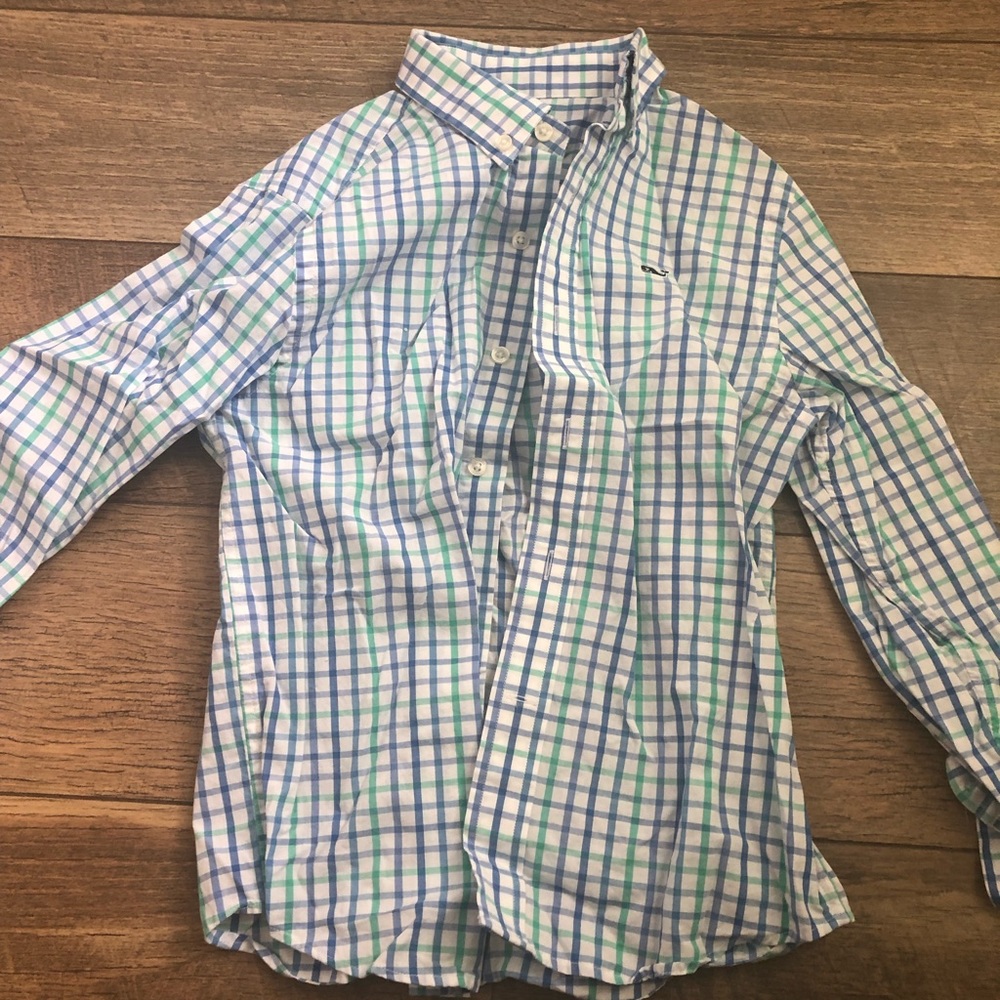 Boys Vineyard Vines button down shirt